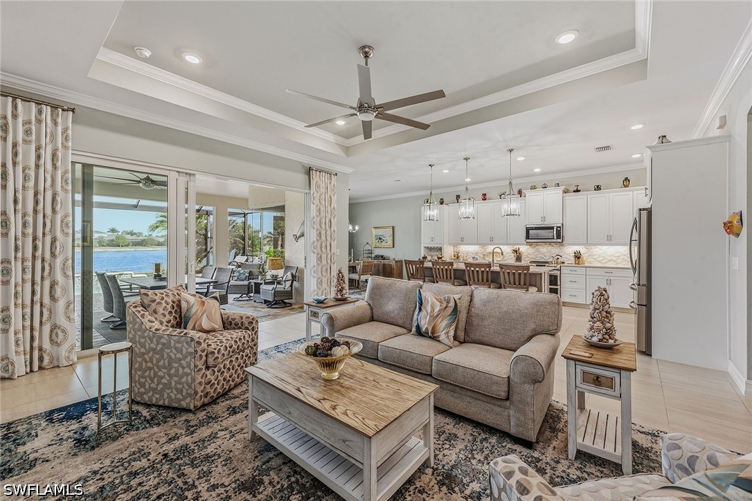 3 Bed Pool Home for Sale in Sutton Cay, photo 6