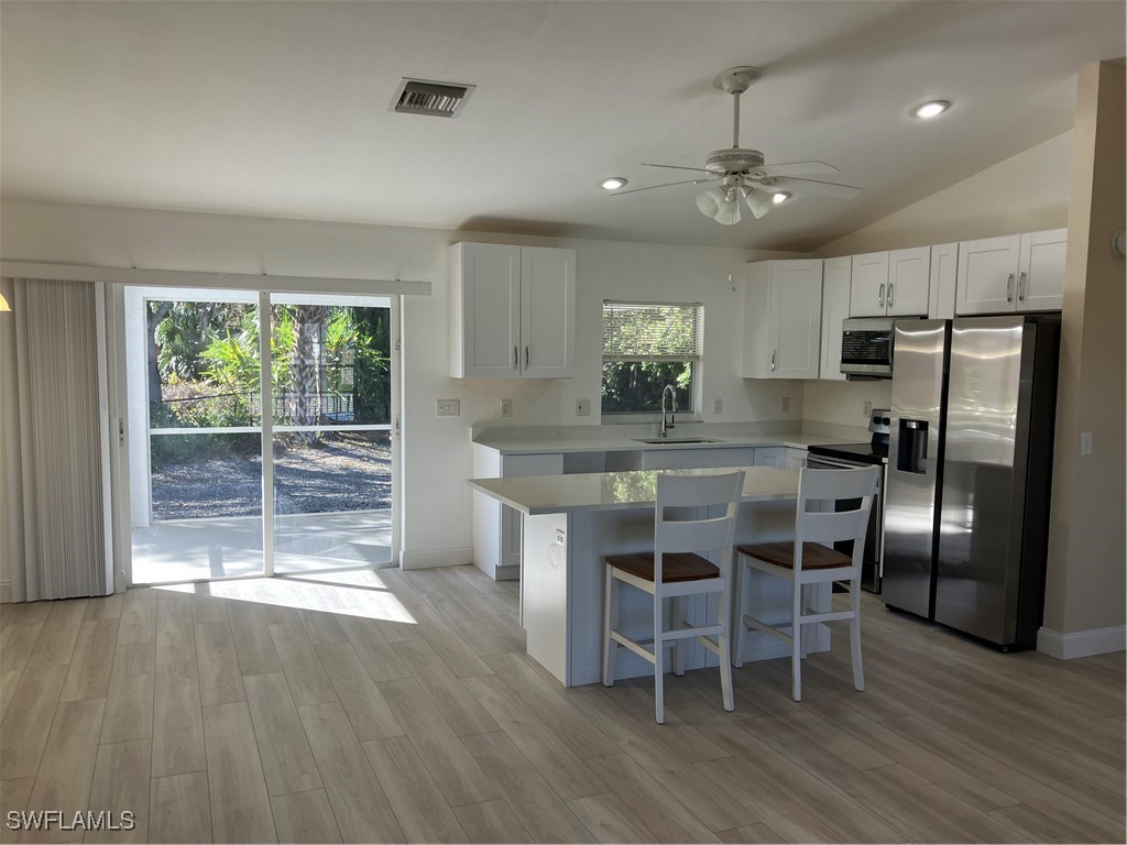 3 Bed SingleFamilyResidence for Sale in Spring Lakes, photo 6