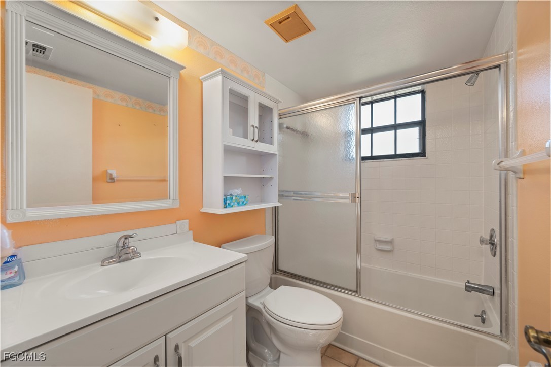 2 Bed Waterfront Home for Sale in Not Applicable, photo 6