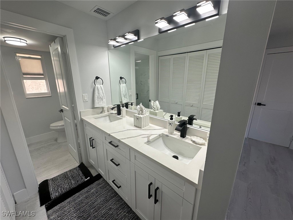 2 Bed Condominium for Sale in Naples, photo 6