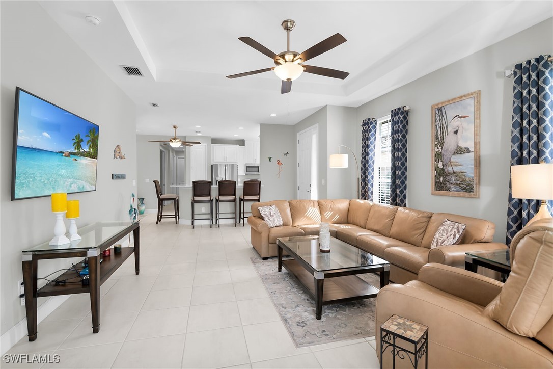 2 Bed Attached for Sale in Naples, photo 6