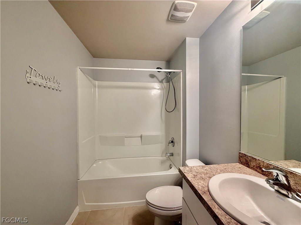 4 Bed SingleFamilyResidence for Sale in Labelle, photo 6