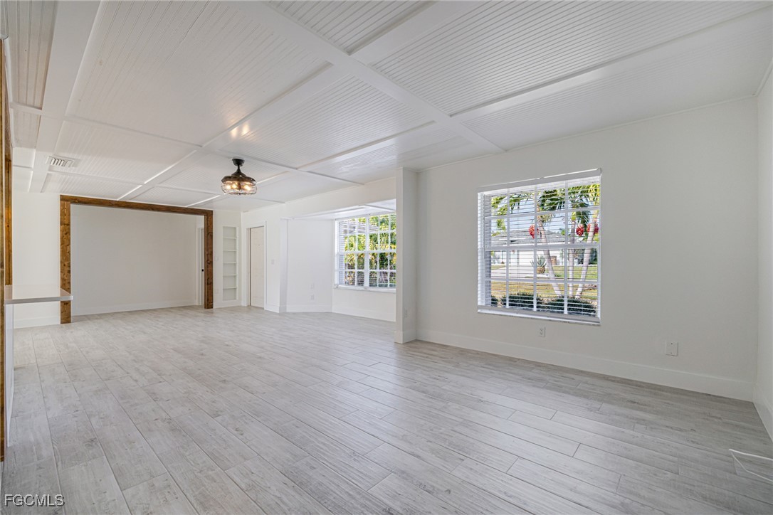 3 Bed Pool Home for Sale in Cape Coral, photo 6
