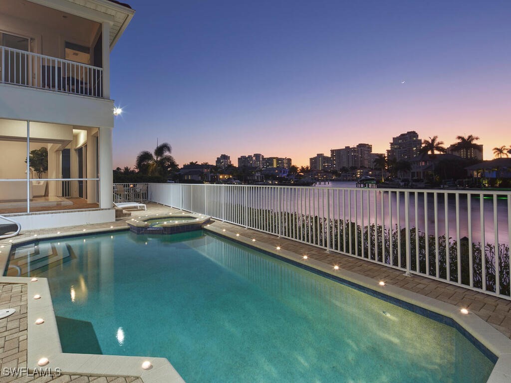 6 Bed Pool Home for Sale in Park Shore, photo 6