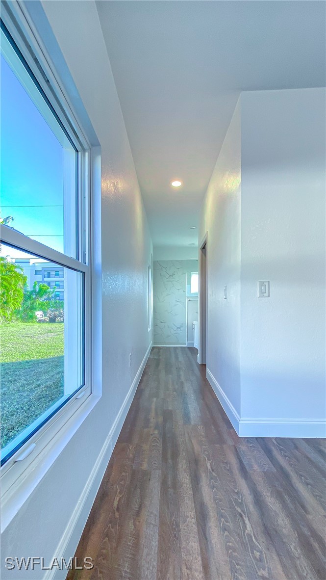 3 Bed SingleFamilyResidence for Sale in Cape Coral, photo 6