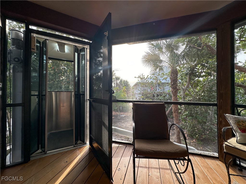 4 Bed SingleFamilyResidence for Sale in Sanibel Bayous, photo 6