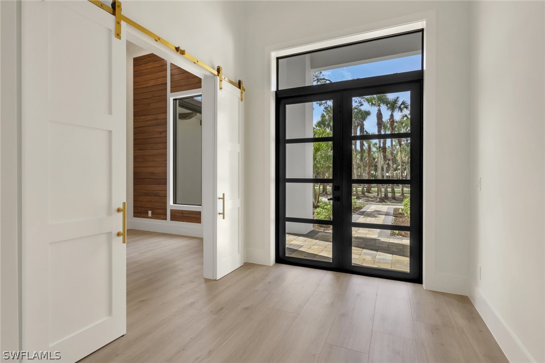 4 Bed Pool Home for Sale in Naples, photo 6