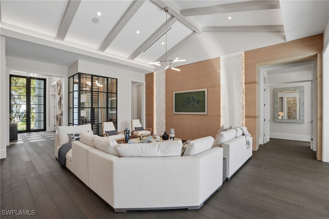 5 Bed Pool Home for Sale in Park Shore, photo 6
