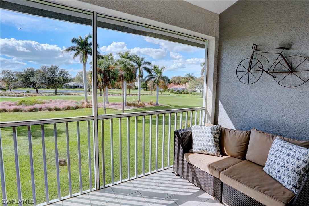 2 Bed Condominium for Sale in Naples, photo 6