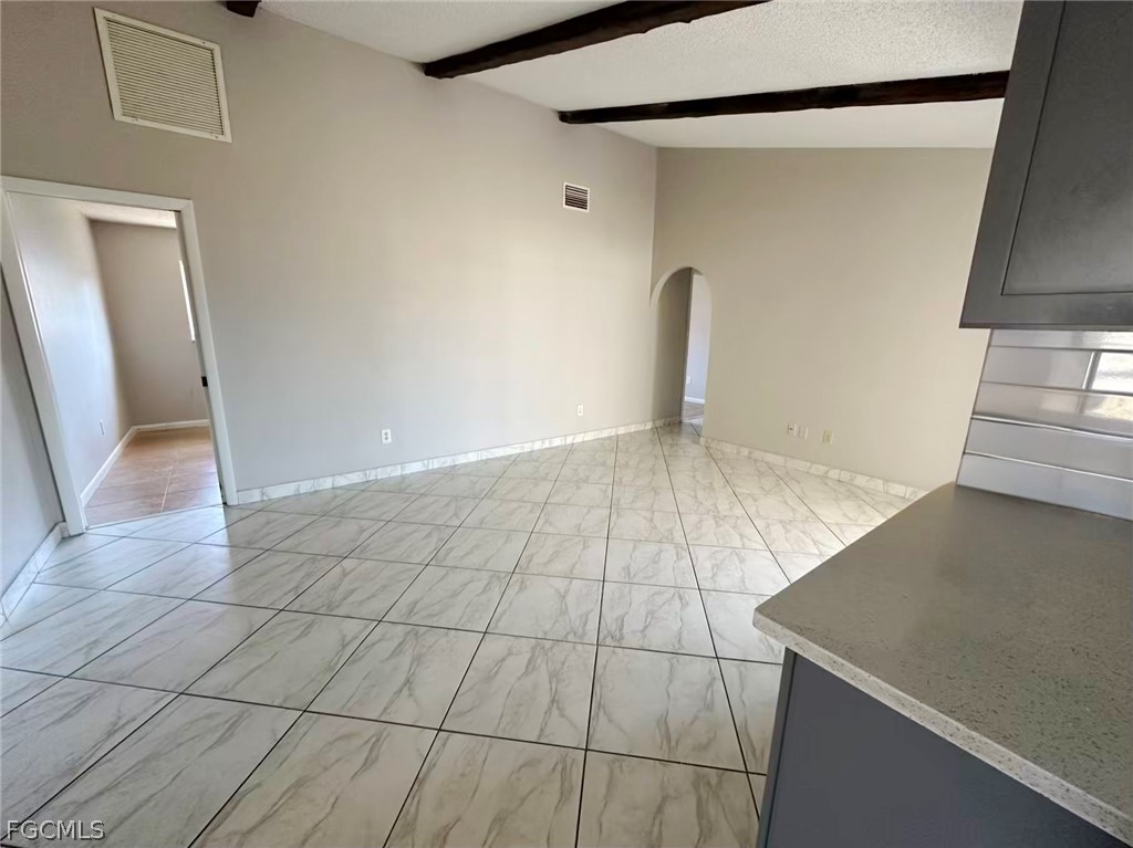 3 Bed SingleFamilyResidence for Sale in Cape Coral, photo 6