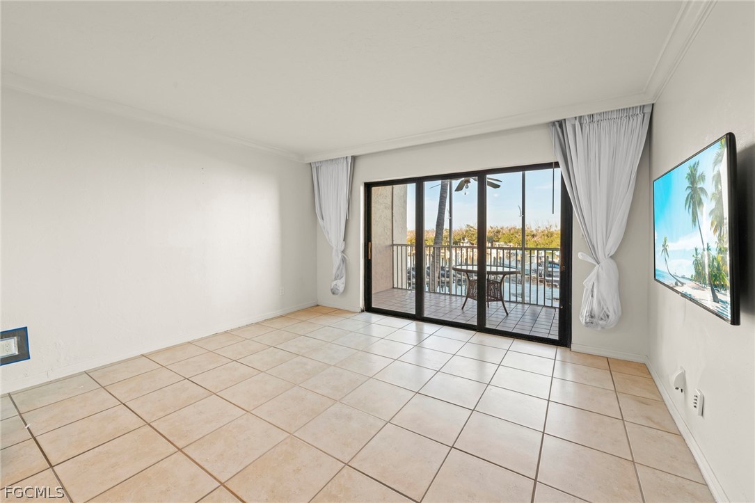 1 Bed Waterfront Home for Sale in Captiva, photo 6