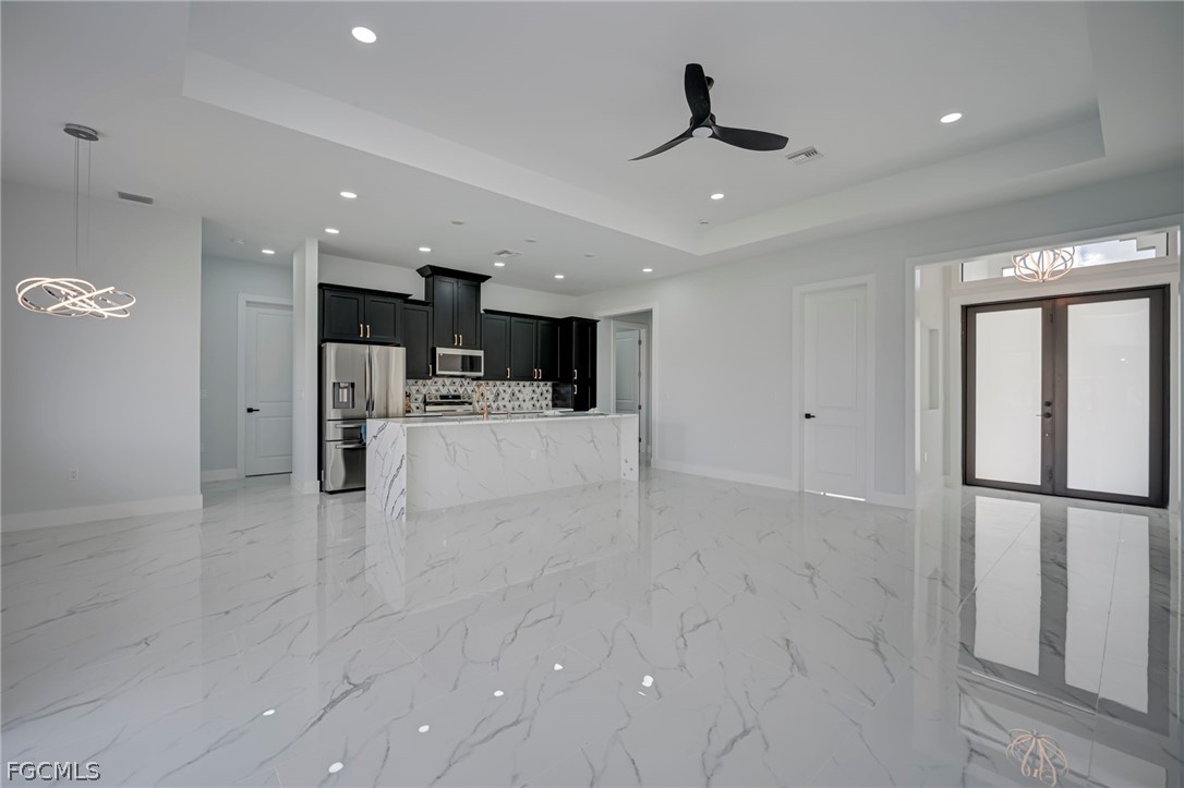 3 Bed SingleFamilyResidence for Sale in Lehigh Acres, photo 6