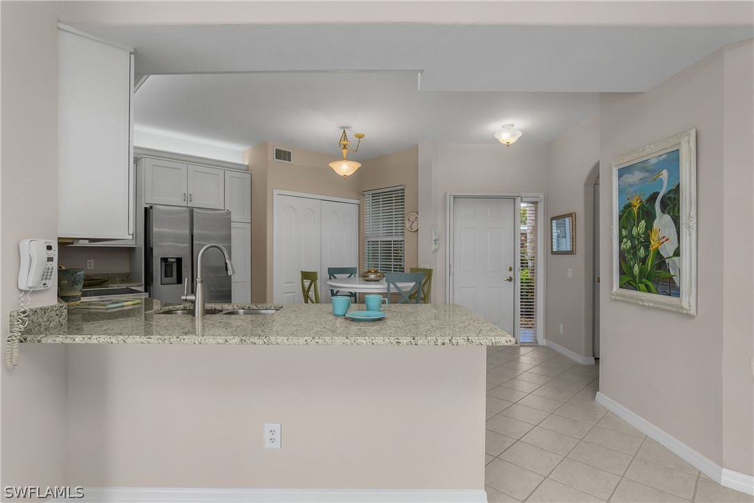 2 Bed Condominium for Sale in Winding Stream, photo 6