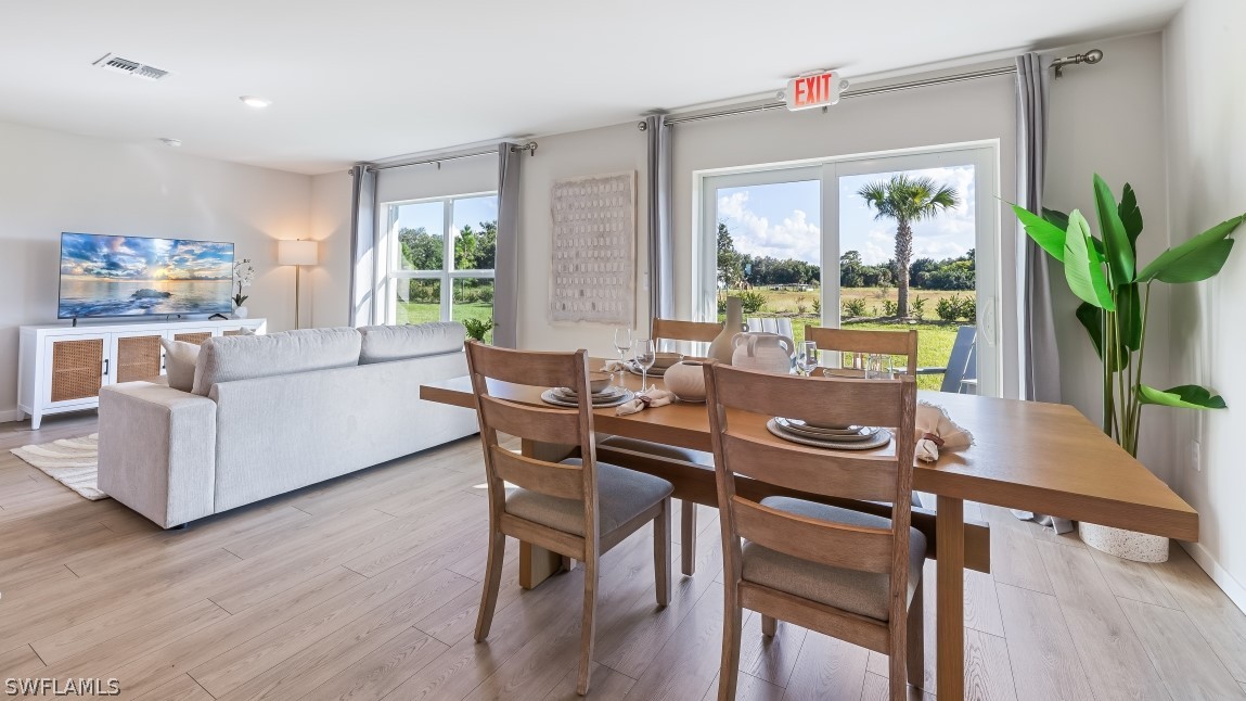 4 Bed SingleFamilyResidence for Sale in Cape Coral, photo 6