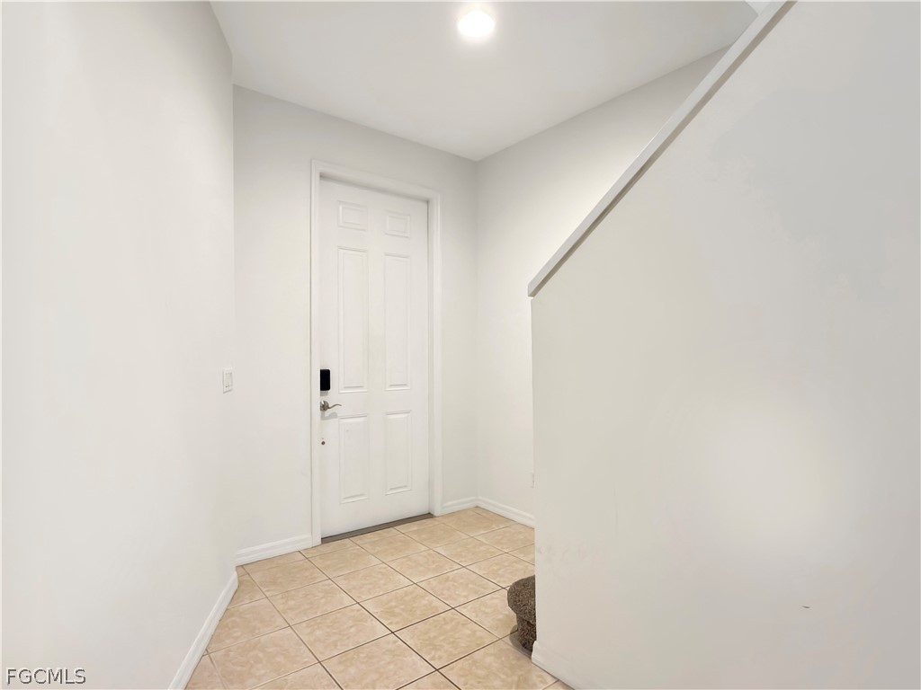 3 Bed Townhouse for Sale in Heatherstone, photo 6