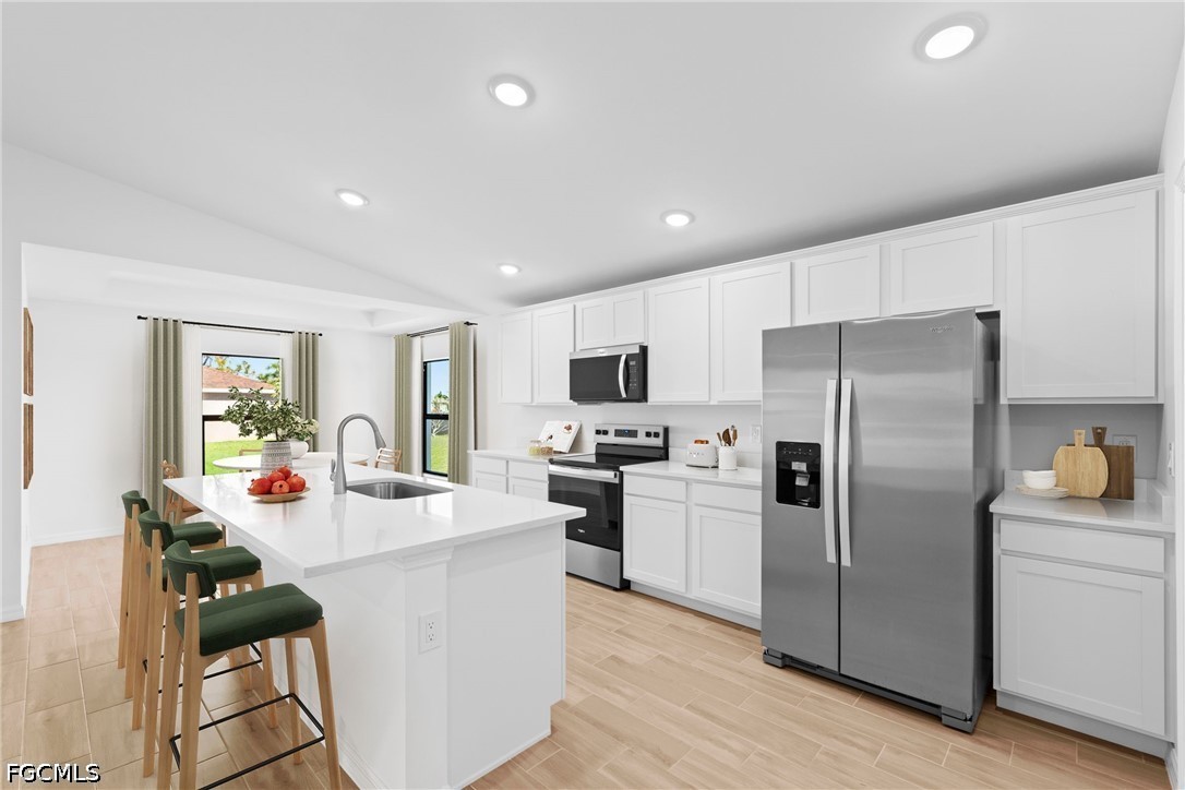 3 Bed SingleFamilyResidence for Sale in Cape Coral, photo 6