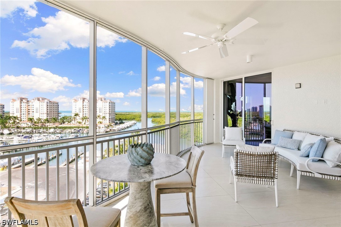 3 Bed Condominium for Sale in Aqua, photo 6