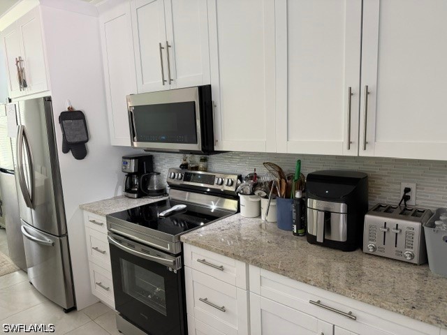 3 Bed SingleFamilyResidence for Sale in Naples, photo 6