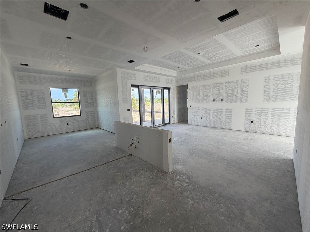 3 Bed SingleFamilyResidence for Sale in Naples, photo 6