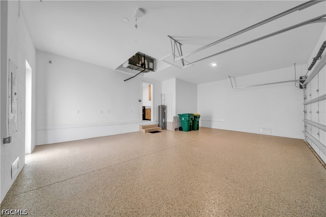 3 Bed Pool Home for Sale in Burnt Store Lakes, photo 6