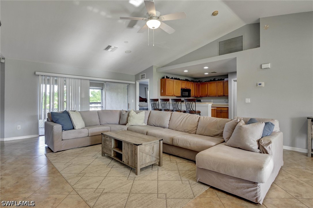 4 Bed SingleFamilyResidence for Sale in Southwood, photo 6