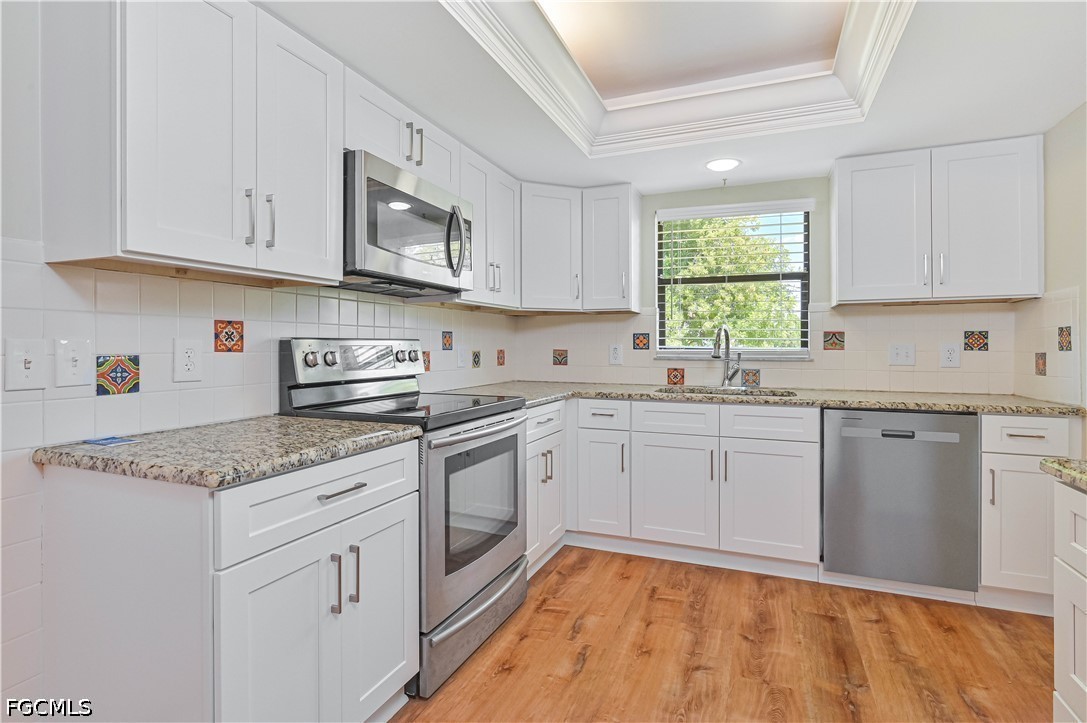 2 Bed Attached for Sale in Fort Myers, photo 6