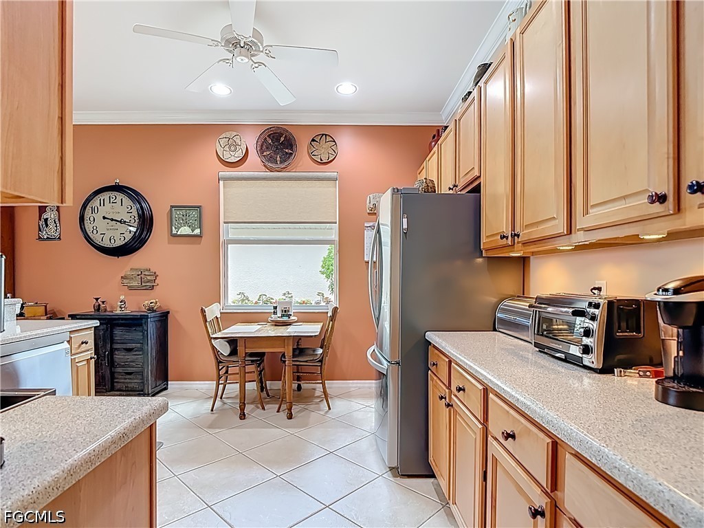 2 Bed Waterfront Home for Sale in Palm Island, photo 6