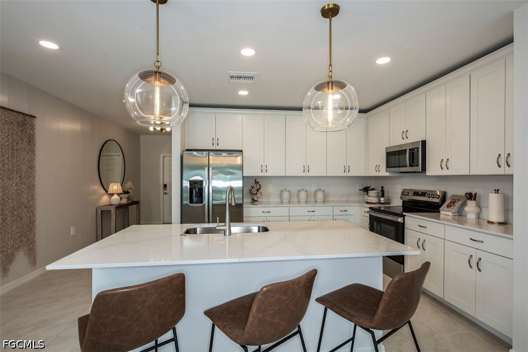 3 Bed SingleFamilyResidence for Sale in Whispering Lakes, photo 6