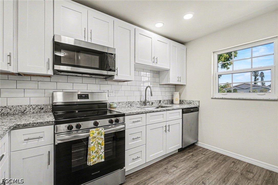 2 Bed Attached for Sale in Fort Myers, photo 6