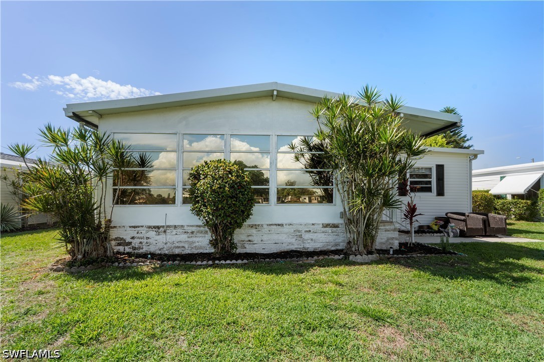 2 Bed ManufacturedHome for Sale in Naples, photo 6