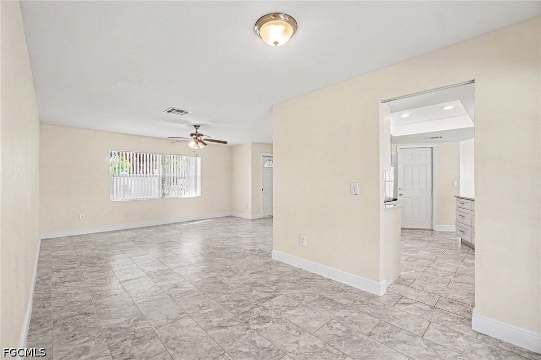 3 Bed Pool Home for Sale in Cape Coral, photo 6