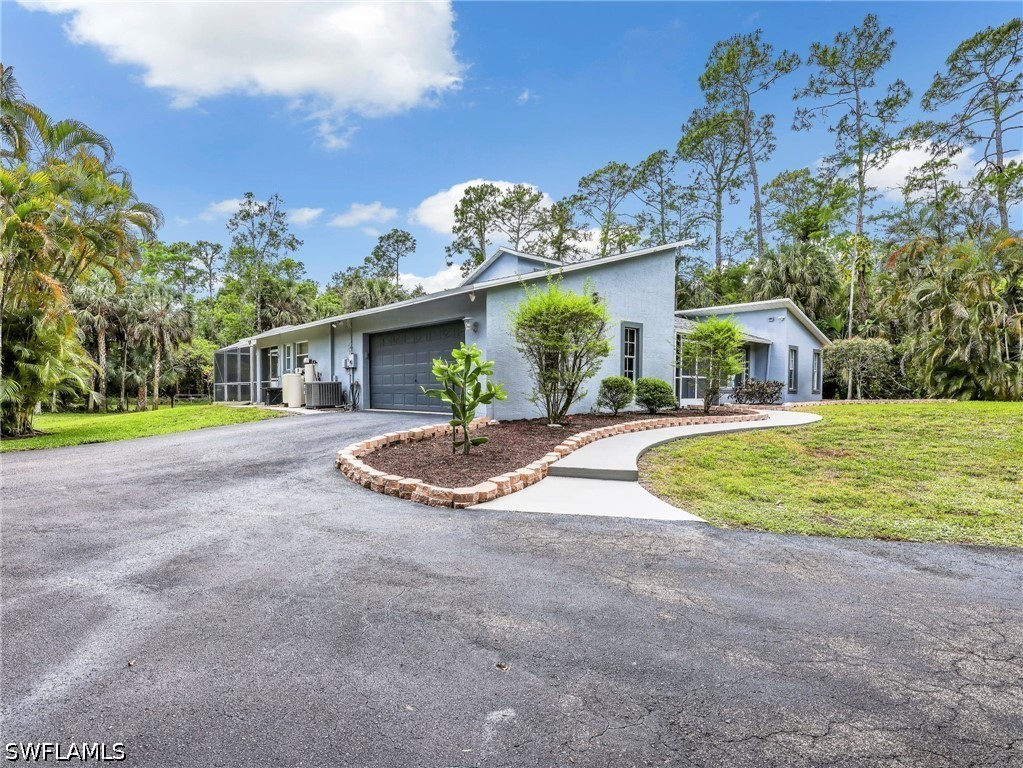 4 Bed Pool Home for Sale in Naples, photo 6