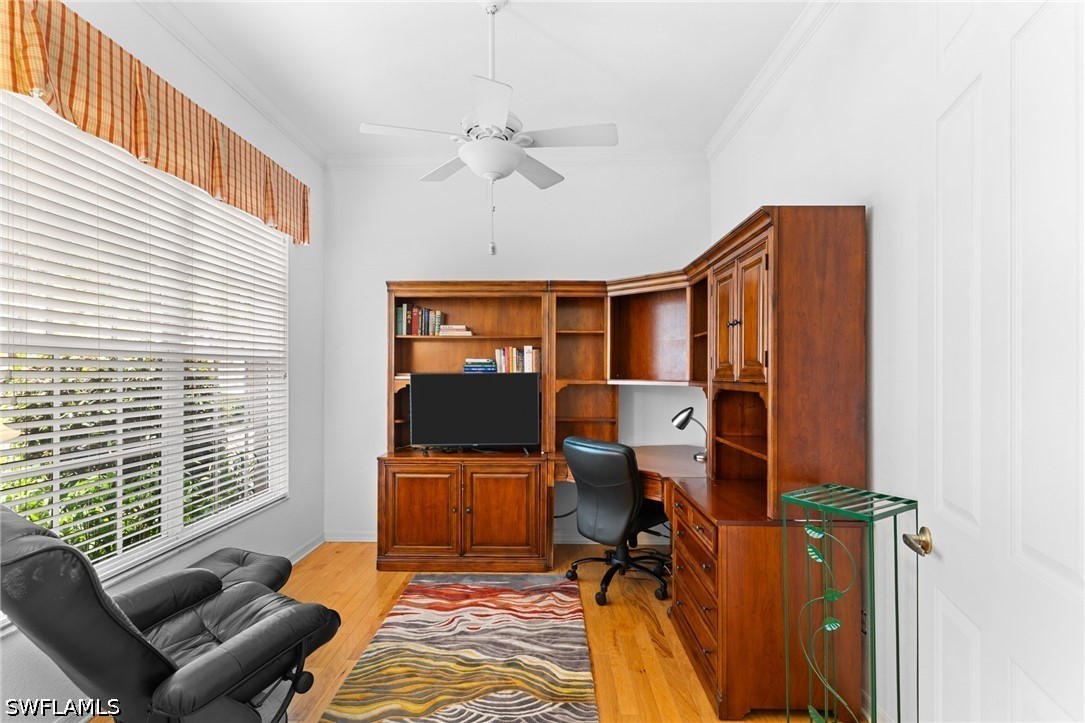 2 Bed Pool Home for Sale in Shoreham, photo 6