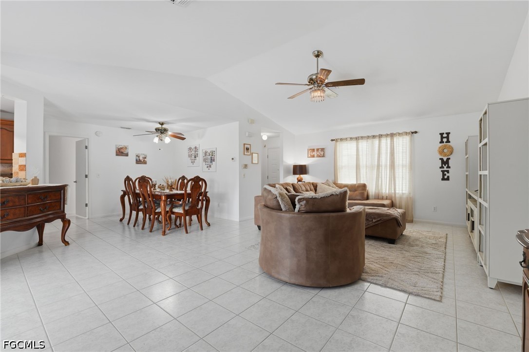 3 Bed Pool Home for Sale in Cape Coral, photo 6