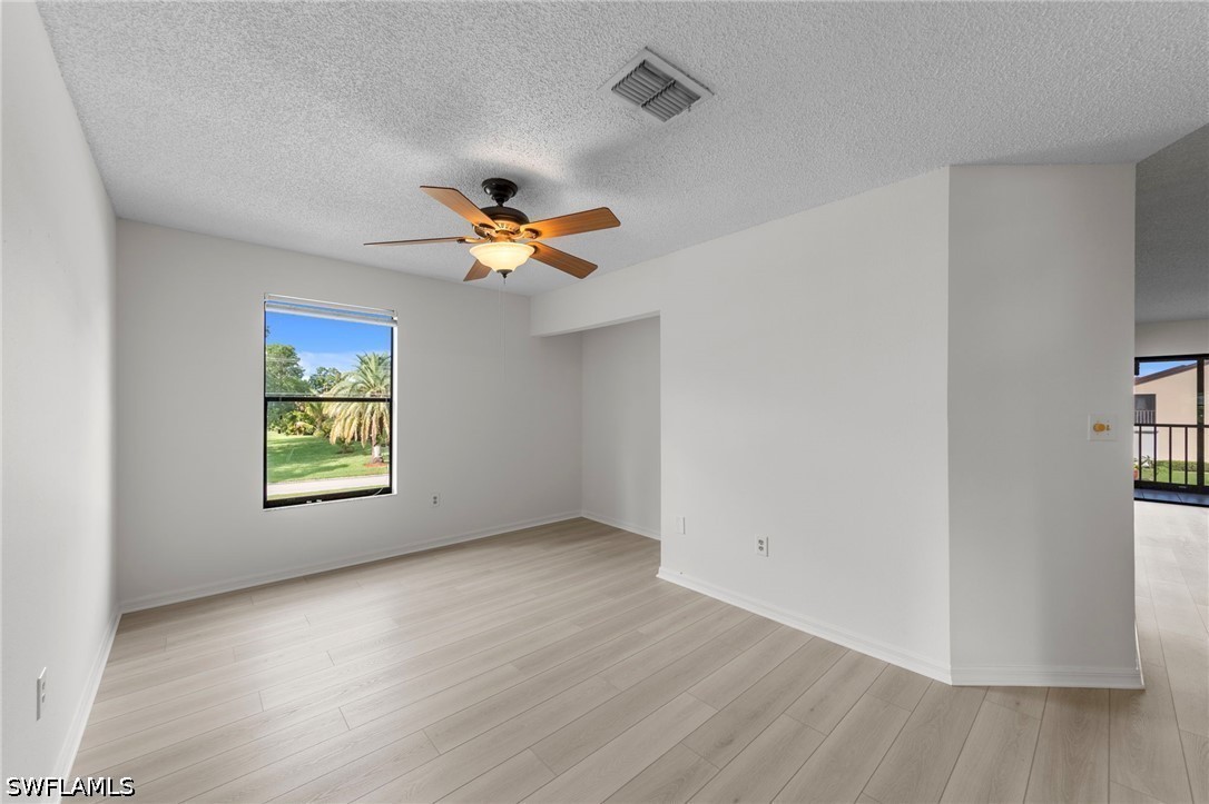 2 Bed Condominium for Sale in Fort Myers, photo 6