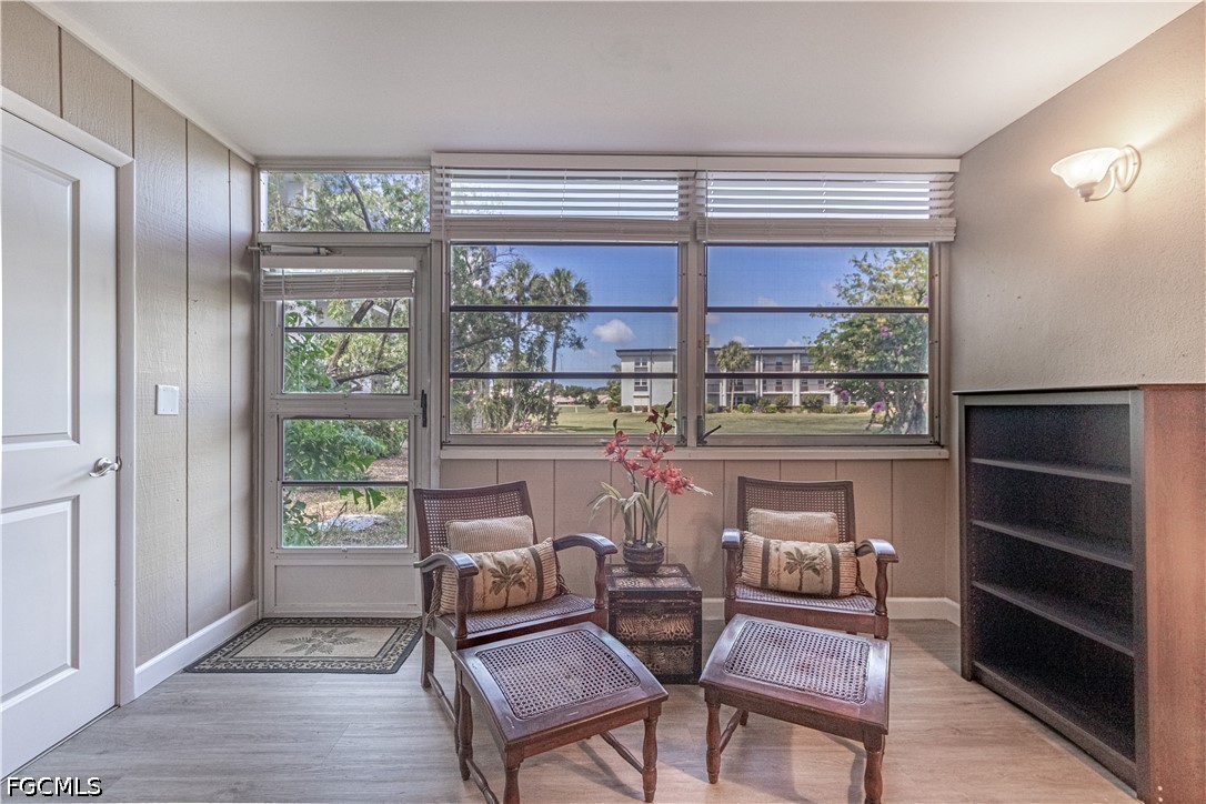 1 Bed Condominium for Sale in Seven Lakes, photo 6