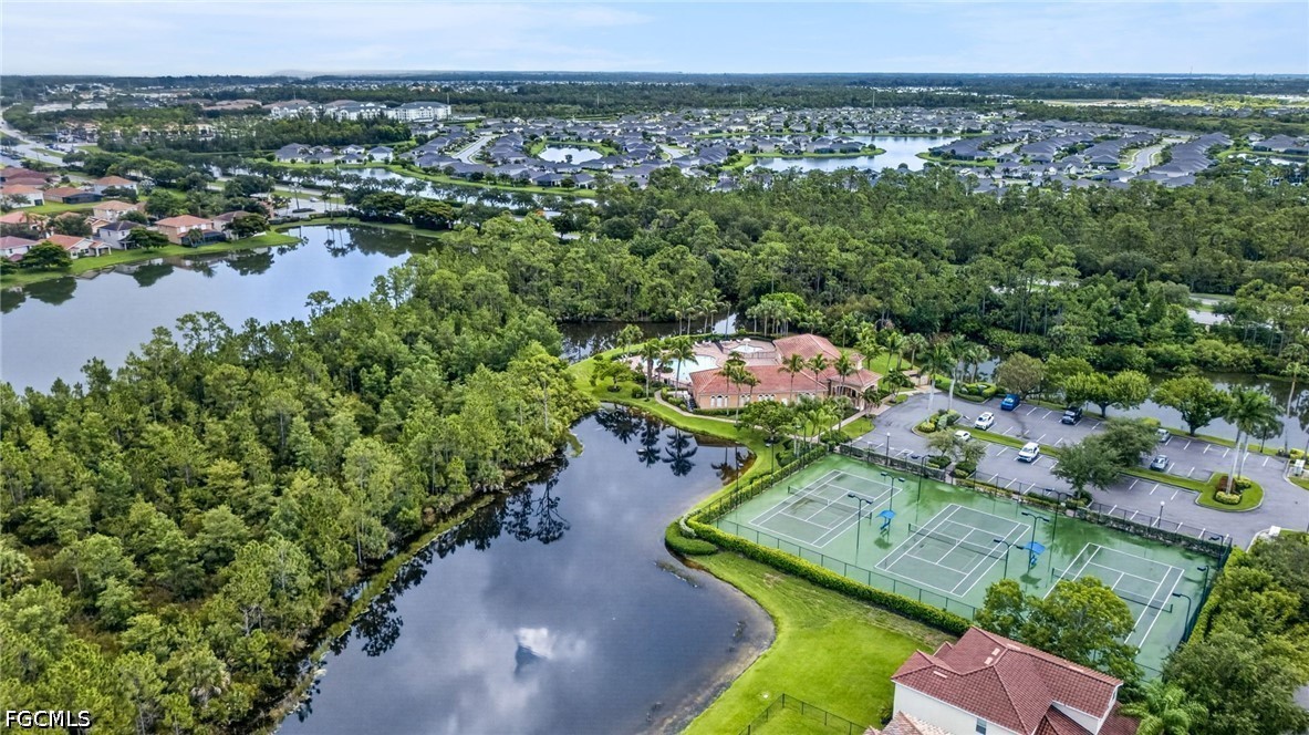 3 Bed Waterfront Home for Sale in Bella Vida, photo 6