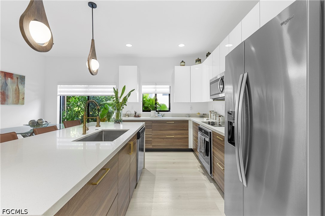 3 Bed SingleFamilyResidence for Sale in Maple Ridge, photo 6