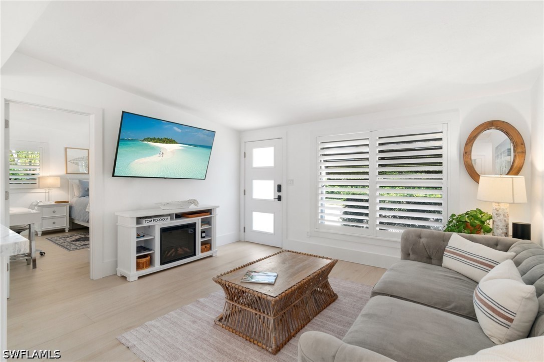 3 Bed Waterfront Home for Sale in Brookside, photo 6