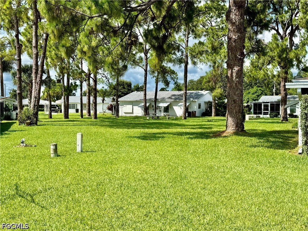 2 Bed Attached for Sale in Lehigh Acres, photo 6