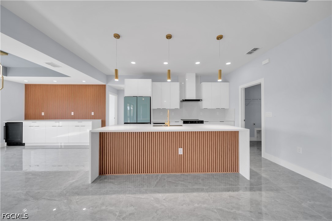 3 Bed SingleFamilyResidence for Sale in Lehigh Acres, photo 6