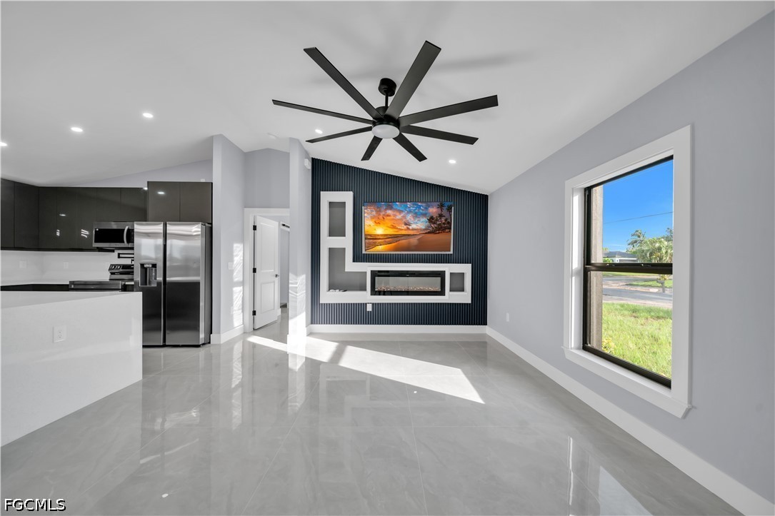 3 Bed Pool Home for Sale in Cape Coral, photo 6