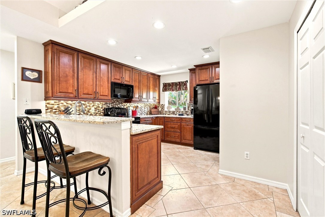 3 Bed Pool Home for Sale in Naples, photo 6