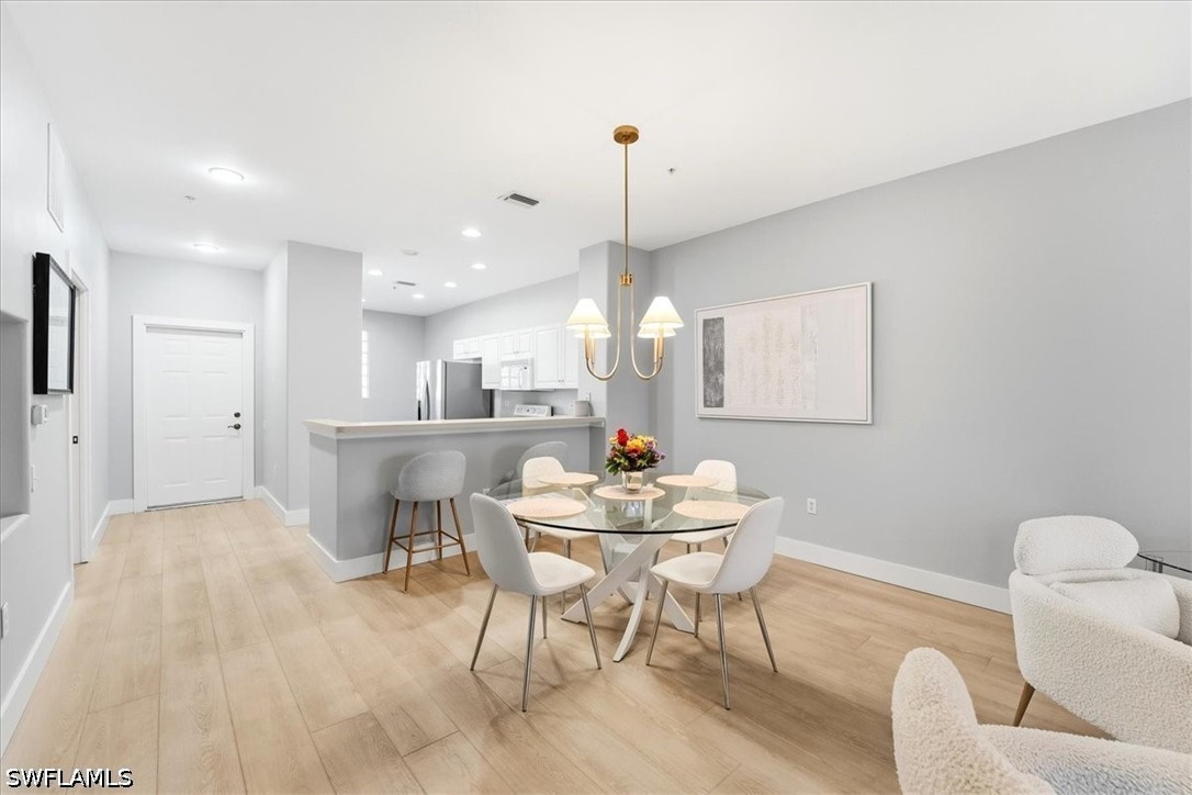 2 Bed Condominium for Sale in Naples, photo 6