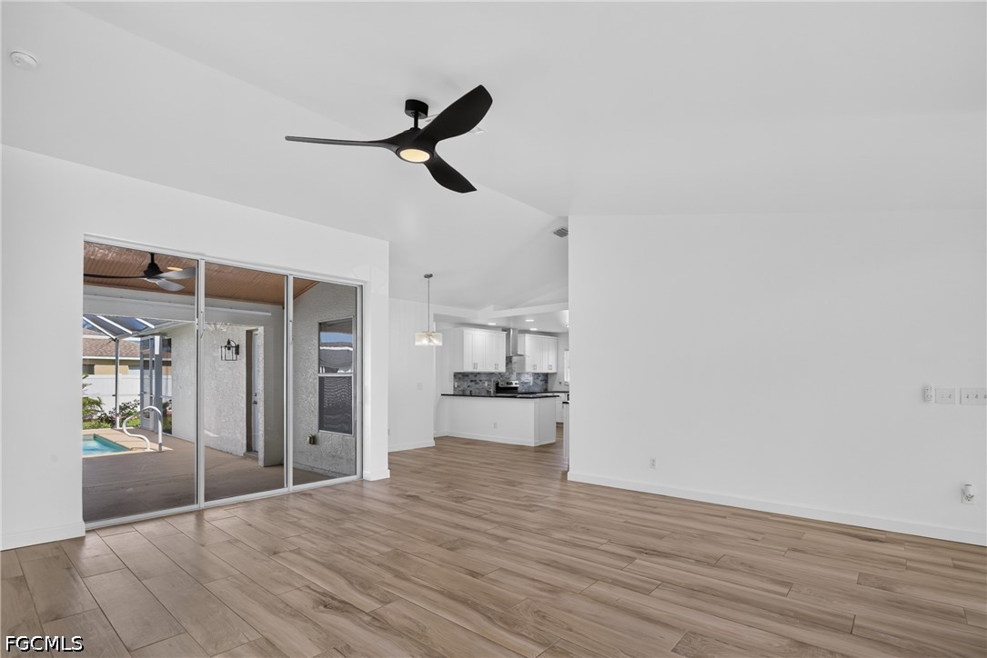 3 Bed Pool Home for Sale in Cape Coral, photo 6