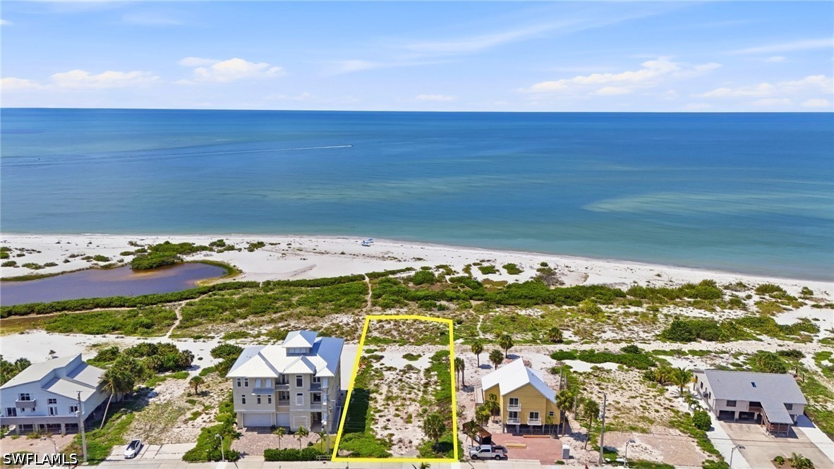Waterfront Home for Sale in Grand Ole Man, photo 6