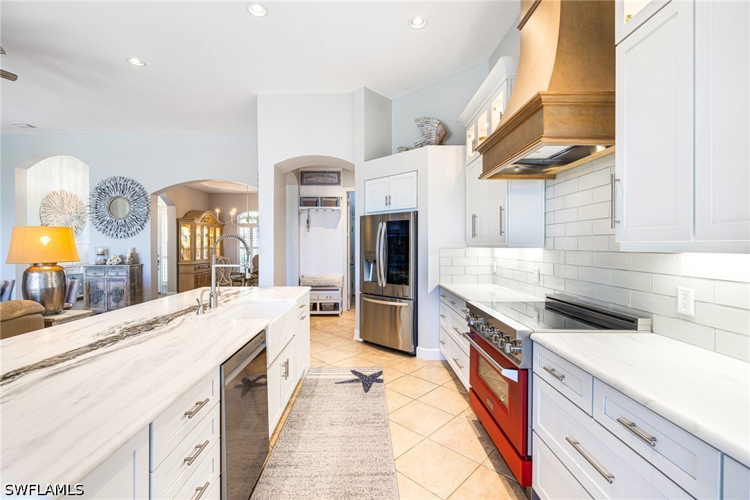 4 Bed Waterfront Home for Sale in Aster Place, photo 6