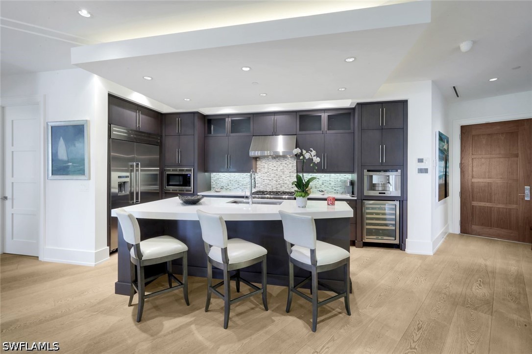 3 Bed Condominium for Sale in 382 Building, photo 6