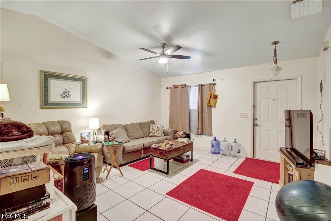 6 Bed Duplex for Sale in Cape Coral, photo 6