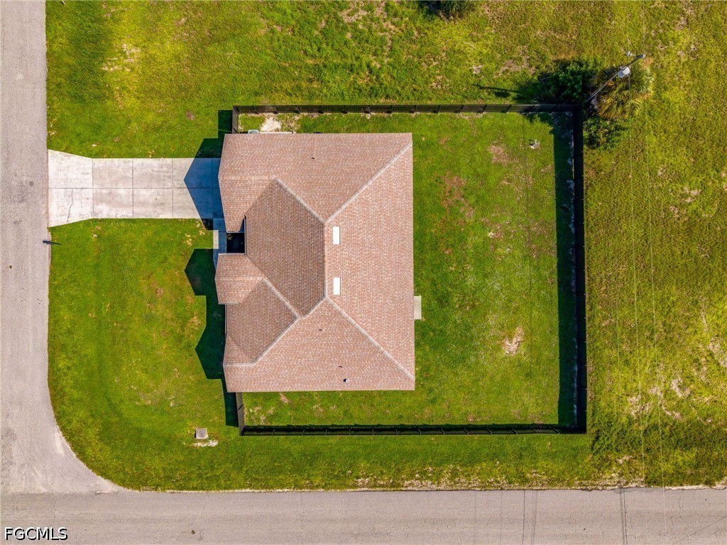 3 Bed SingleFamilyResidence for Sale in Cape Coral, photo 6